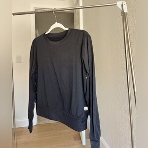 Vuori long sleeve black top